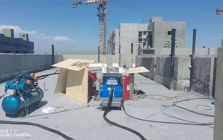 山東建筑噴涂施工選擇京華邦威聚脲噴涂設備